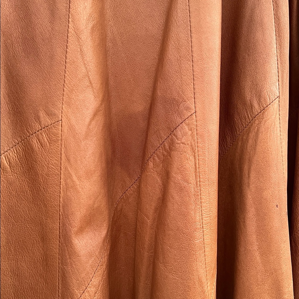 Gorgeous Vintage La Pelle Italian flowy leather skirt - Picture 5 of 12
